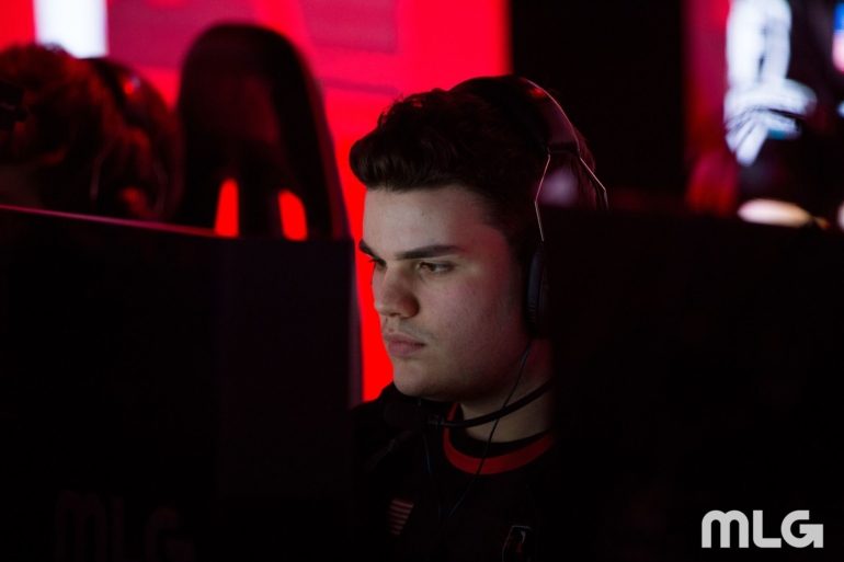 Methodz UYU Call of Duty WorldGaming