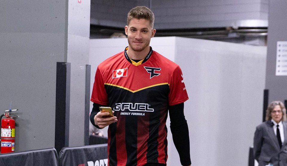 NBA Portland Trail Blazers Meyers Leonard invests in FaZe Clan