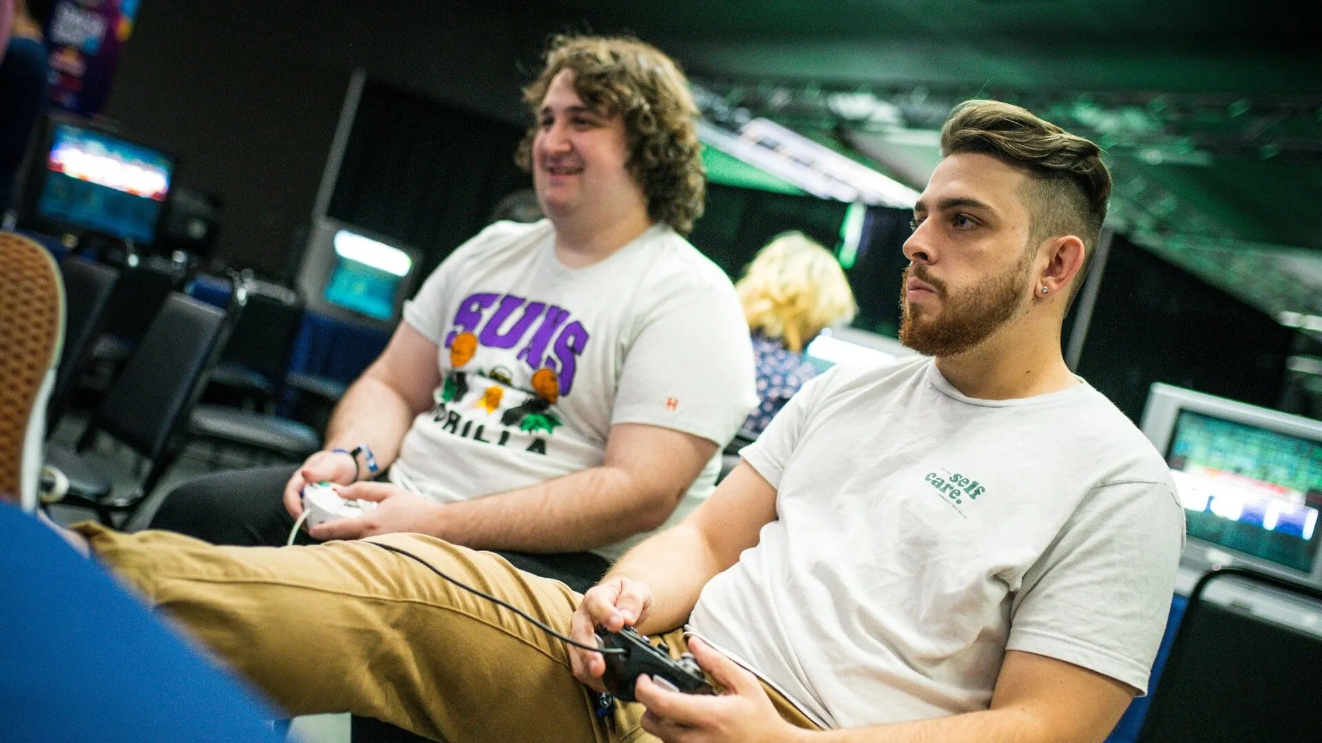 Yingling plays friendlies with The Cheat at Smash Summit 11.