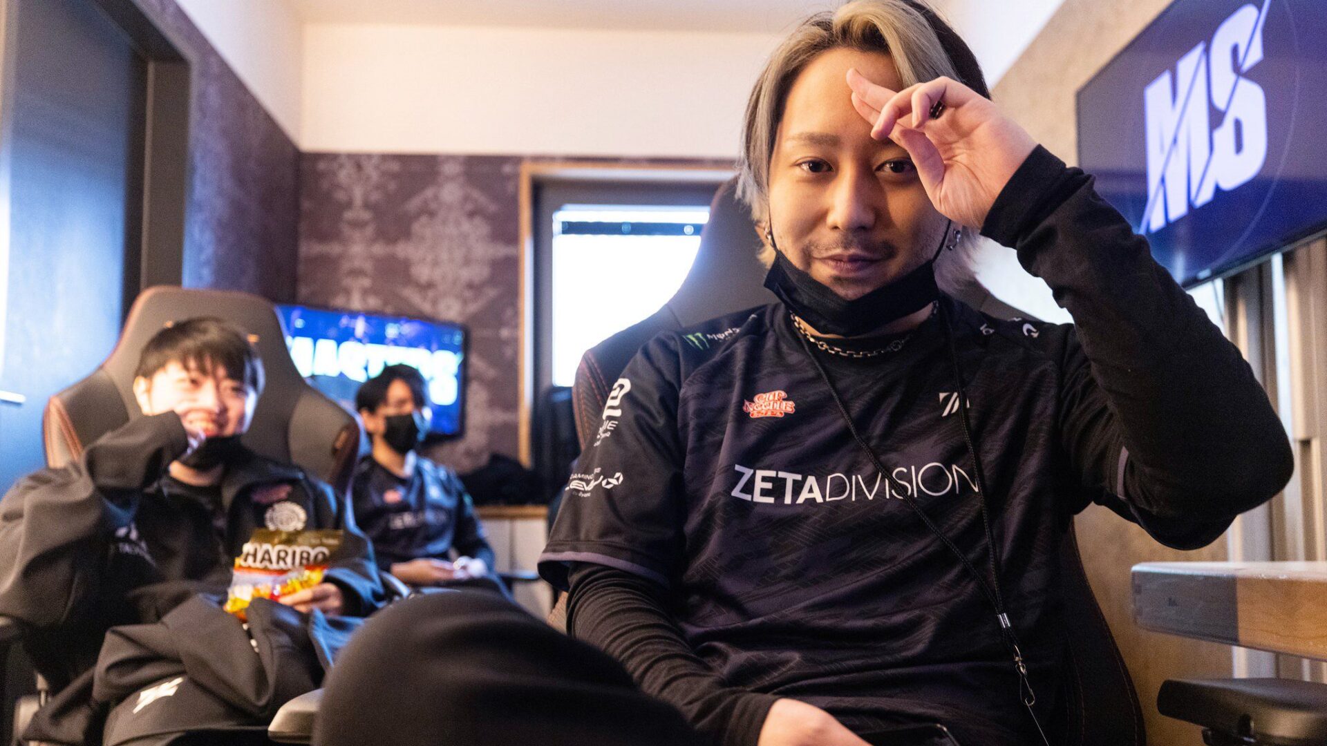 ZETA DIVISION's Reita salutes the camera as the team bows out of the APAC LCQ