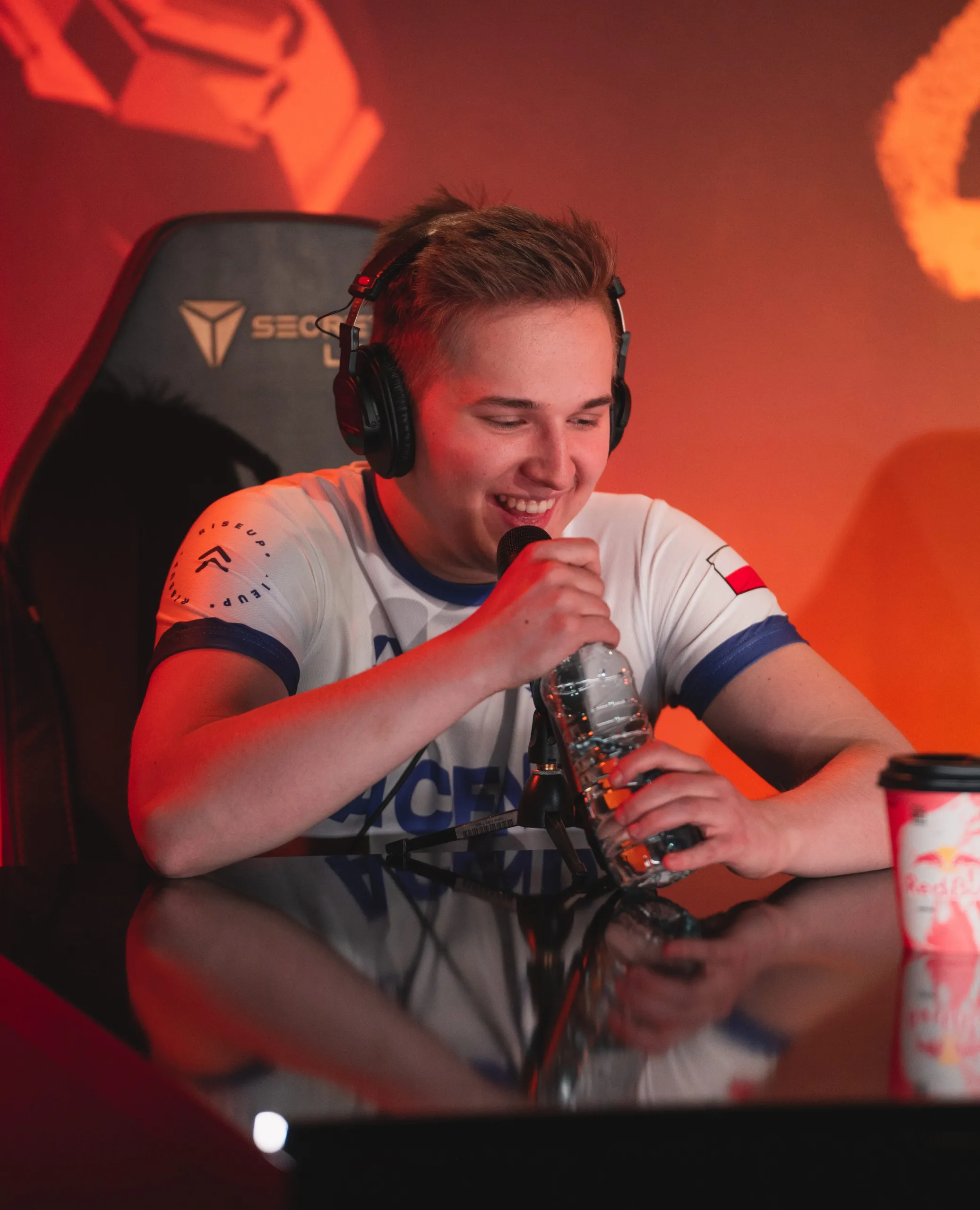 Patryk "starxo" Kopczynski of team Acend speaks in the press room after winning VALORANT Champions 2021 | Photo by Jianhua Chen/Riot Games